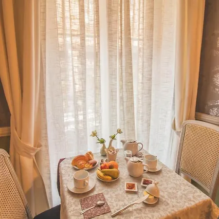 De La Banniere De France 3*