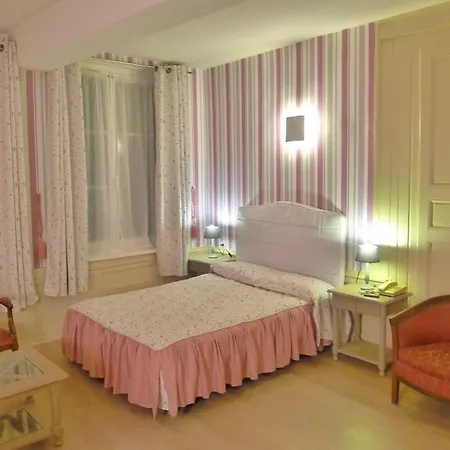 Hotel De La Banniere De France Laon