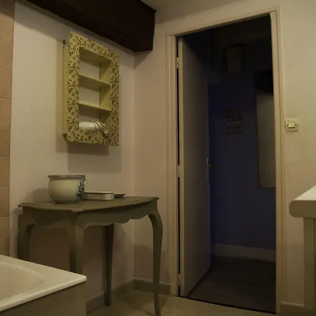 Hotel De La Banniere De France 3*