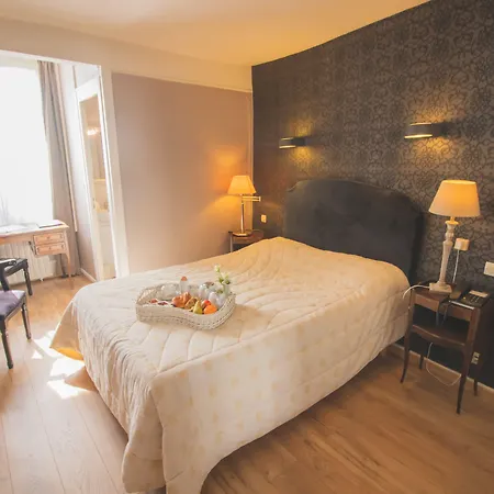 Hotel De La Banniere De France 3*