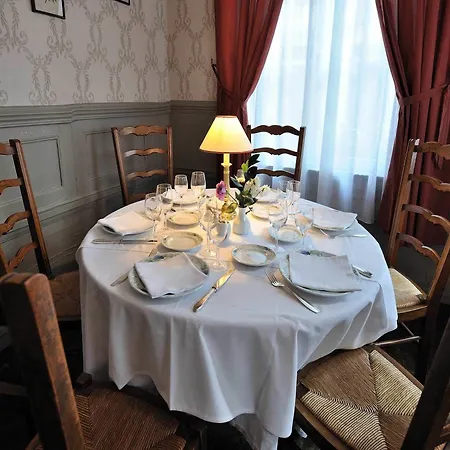 Hotel De La Banniere De France 3*