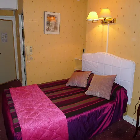 Hotel De La Banniere De France