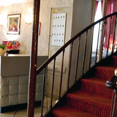Hotel De La Banniere De France