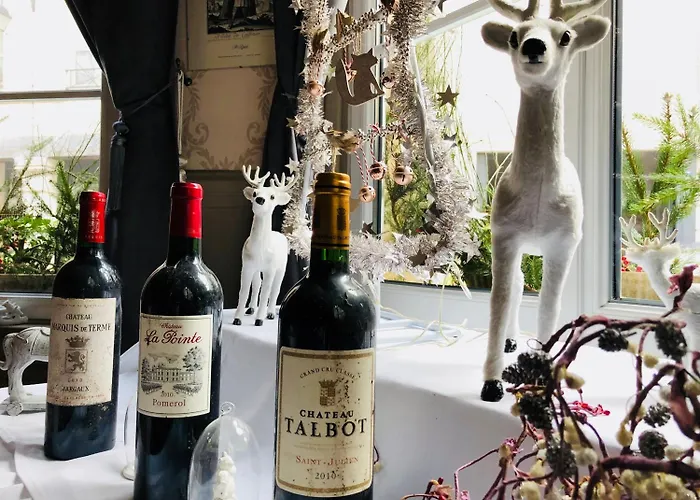 De La Banniere De France Hotel