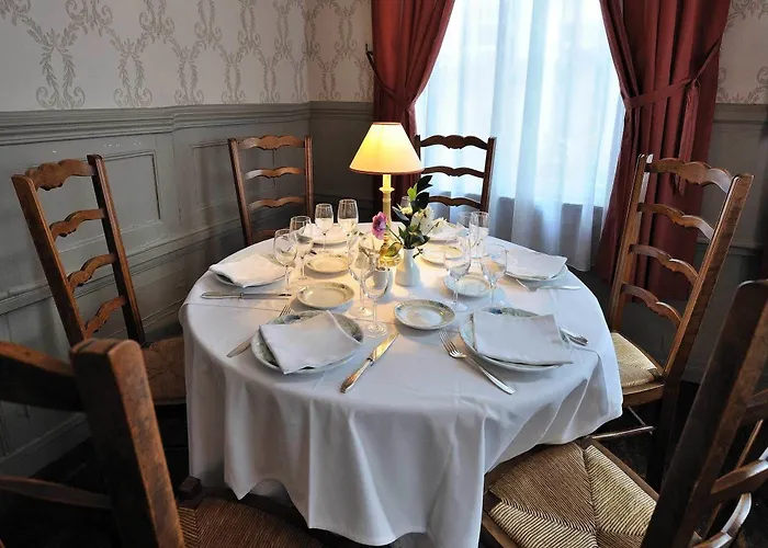 Hotel De La Banniere De France 3*