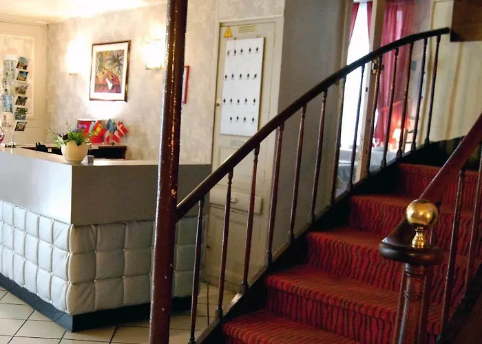 Hotel De La Banniere De France